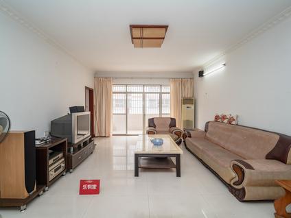 北京聚德花园3室2厅130平高楼层/共8层