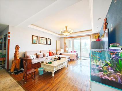 北京优山美地3室2厅143.8平低楼层/共18层