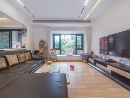 深圳阳光棕榈园5室2厅141.23平低楼层/共23层