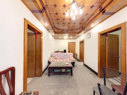 北京尚南路2室1厅61.79平中楼层/共5层