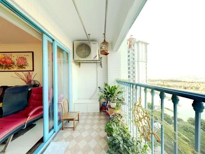 北京锦绣银湾3室1厅121.57平中楼层/共28层