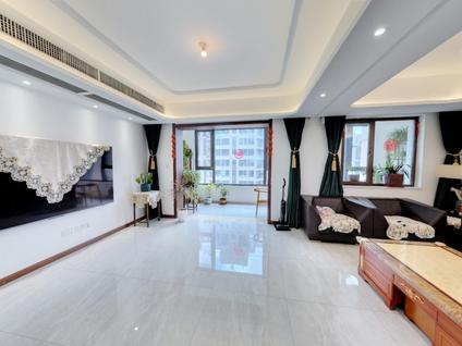 北京保利天悦(四期)4室2厅178.39平高楼层/共32层