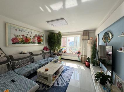 北京国际广场万和城(B区)2室2厅90平中楼层/共11层