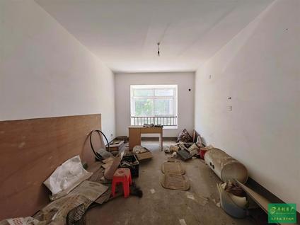 北京东环新城3室2厅144.7平低楼层/共7层