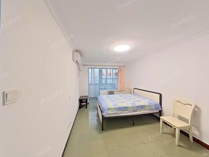 北京八里桥南院2室1厅59.56平低楼层/共5层