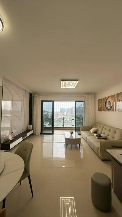 北京天骄半岛4室2厅119.52平低楼层/共33层