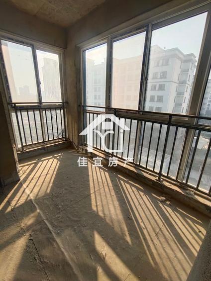 北京洪业嘉苑6室3厅270平中楼层/共8层