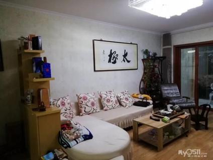 镇江驸马花园2室2厅99平低楼层/共6层
