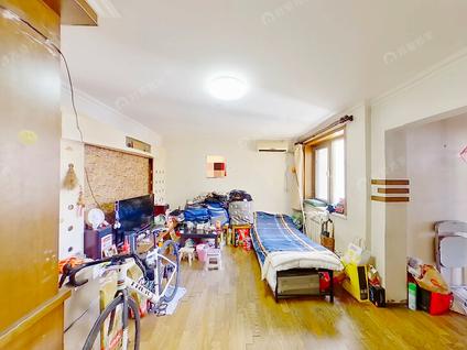 北京牛街西里1室1厅58.27平高楼层/共19层