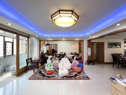 北京长城山海苑4室2厅174平中楼层/共8层