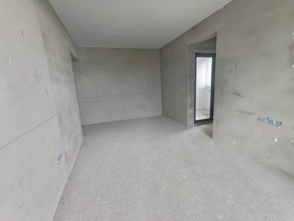 北京云山诗意(鹤山)3室2厅81平低楼层/共32层