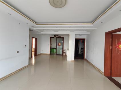 北京明月华府3室1厅118平低楼层/共15层