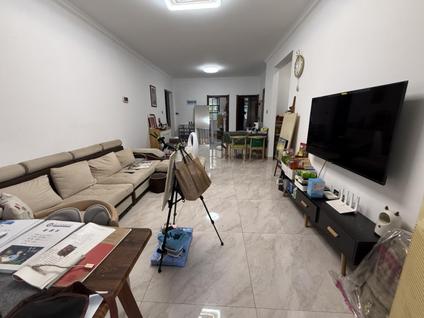 北京金盘名邸3室2厅95.11平低楼层/共14层