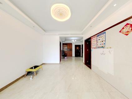 南京万裕龙庭水岸3室1厅91.11平低楼层/共25层