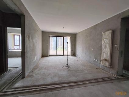 北京圣桦城4室2厅143平中楼层/共6层