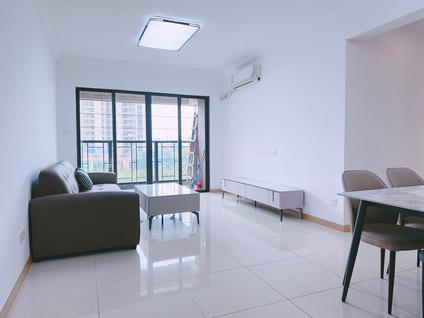 北京保利中央公园(一期中景)3室2厅90平低楼层/共28层