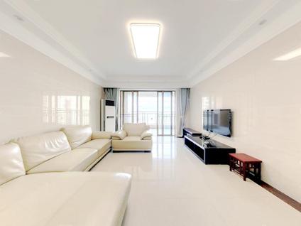 湛江君临海岸3室2厅149.5平中楼层/共31层