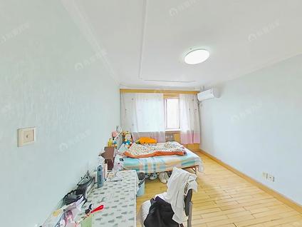 北京团结东里(河东)3室1厅90.75平高楼层/共7层