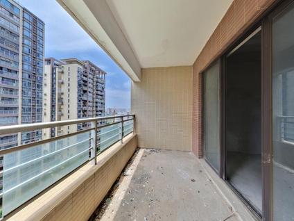 北京广物滨江海岸(玺湾三期)3室2厅126平中楼层/共24层