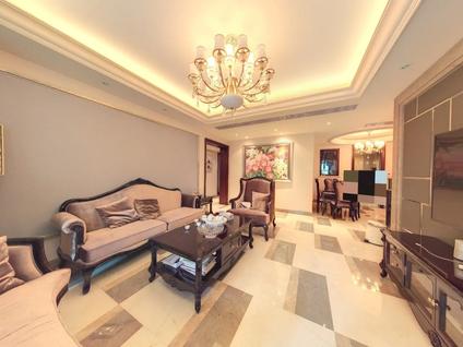 北京保利天悦4室2厅195.29平低楼层/共36层