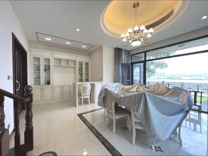 北京华发水郡(一期)5室2厅333平低楼层/共2层