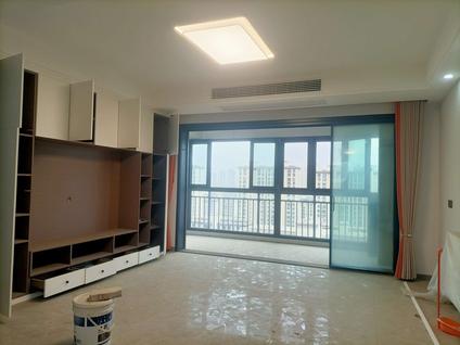 宿州汴河小镇4室2厅144平高楼层/共18层