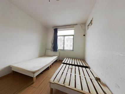 南京胜利新寓2室1厅60.96平高楼层/共6层