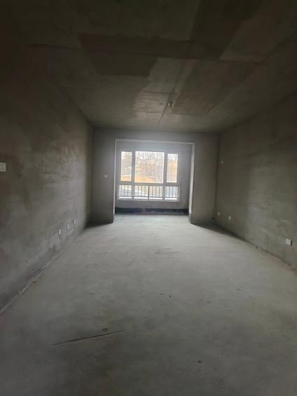 北京中央悦城五号院3室2厅120平低楼层/共25层