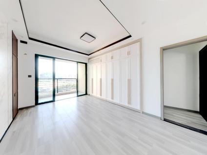 北京丰泰华园山庄3室2厅121.48平高楼层/共12层