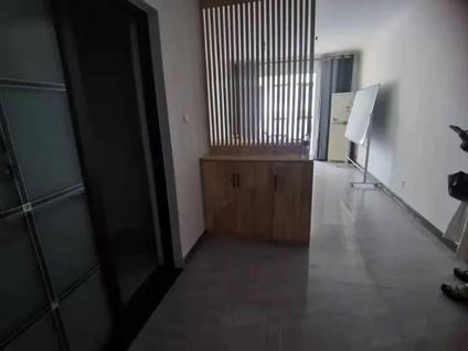 新乡绿都温莎城邦3室2厅88平高楼层/共33层