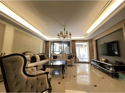 北京铂金家园4室2厅163平低楼层/共12层