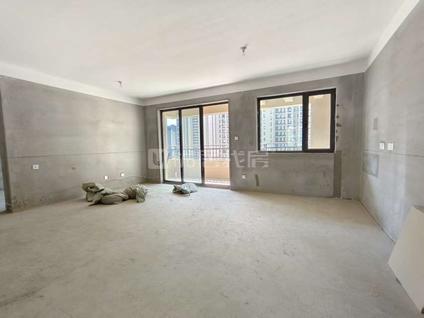 北京绿地国际花都3室2厅132平中楼层/共34层