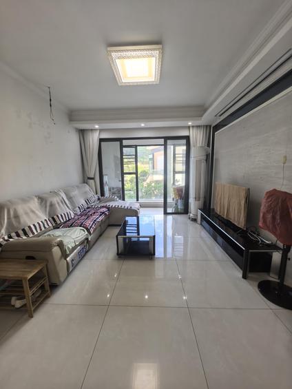 珠海华发水岸(一期)3室2厅90.19平低楼层/共11层