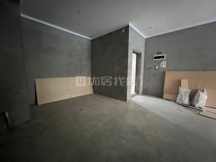 北京兴进漓江郡府4室2厅123平低楼层/共1层