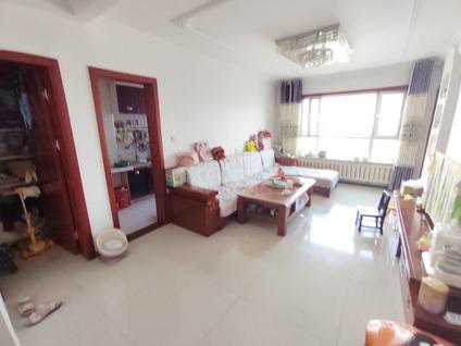 西宁新华联家园一期3室2厅140平中楼层/共13层