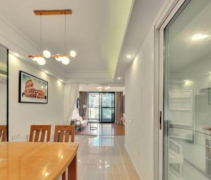 三亚鸿洲天玺1室1厅57.96平低楼层/共30层