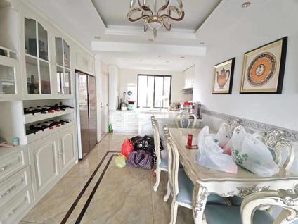 北京龙江苑4室2厅138平中楼层/共8层