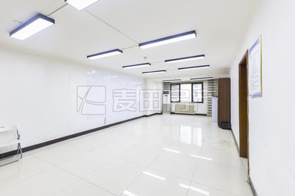 北京嘉慧苑3室2厅264平中楼层/共22层