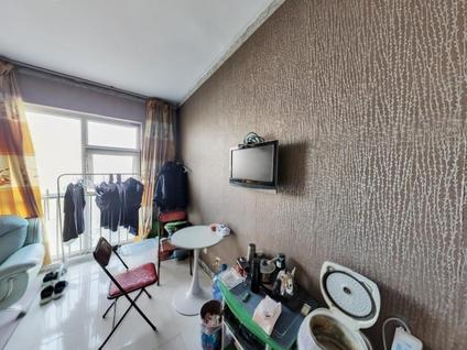 北京华府山水1室1厅30平中楼层/共19层