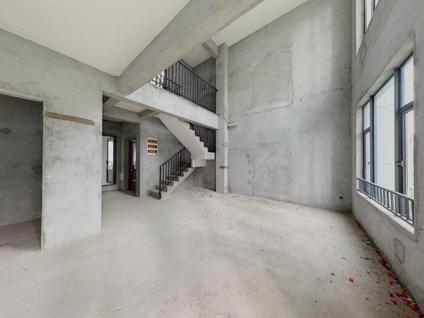 北京金辉辉逸云庭4室2厅125平中楼层/共4层