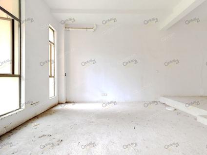 北京君华新城4室1厅199.37平低楼层/共3层