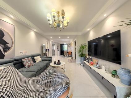 北京华润昆仑御3室2厅115平低楼层/共18层