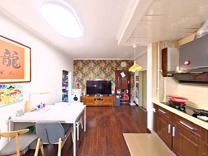 北京三源里南小街小区3室1厅76平低楼层/共16层