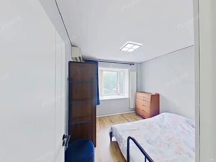 北京力鸿花园1室1厅52.45平低楼层/共24层