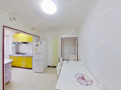 北京探矿厂宿舍2室1厅60.52平中楼层/共6层