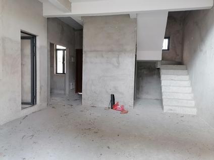 江门越秀滨江盛悦4室3厅140.36平低楼层/共3层