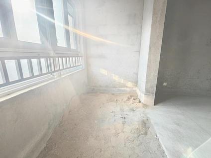 徐州泰鸿香堤澜湾2室2厅92.8平低楼层/共18层