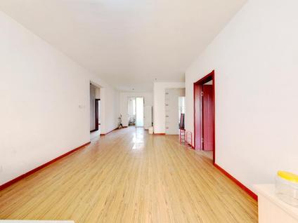 北京新兴中心城4室1厅127.18平低楼层/共6层