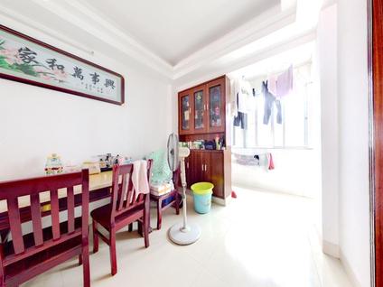 北京河滨公寓4室2厅123.79平高楼层/共9层