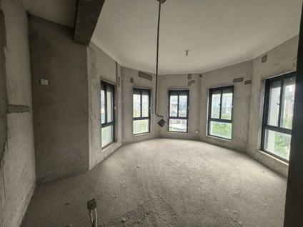 北京郁金蓝湾(别墅)5室2厅451平低楼层/共3层